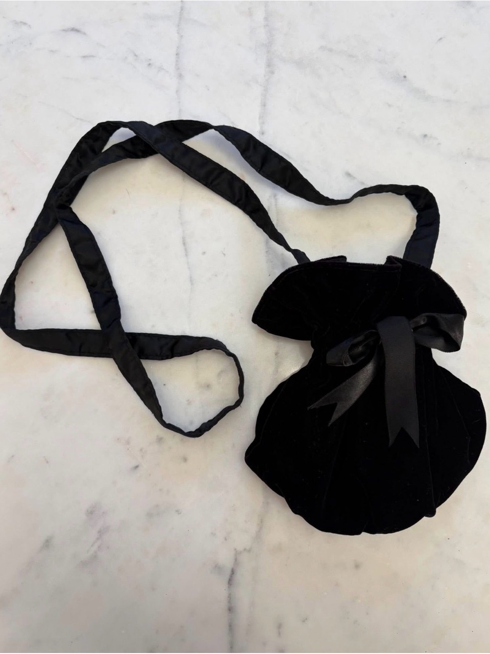 ❣️Vintage Black Velvet Drawstring Crossbody Bag
